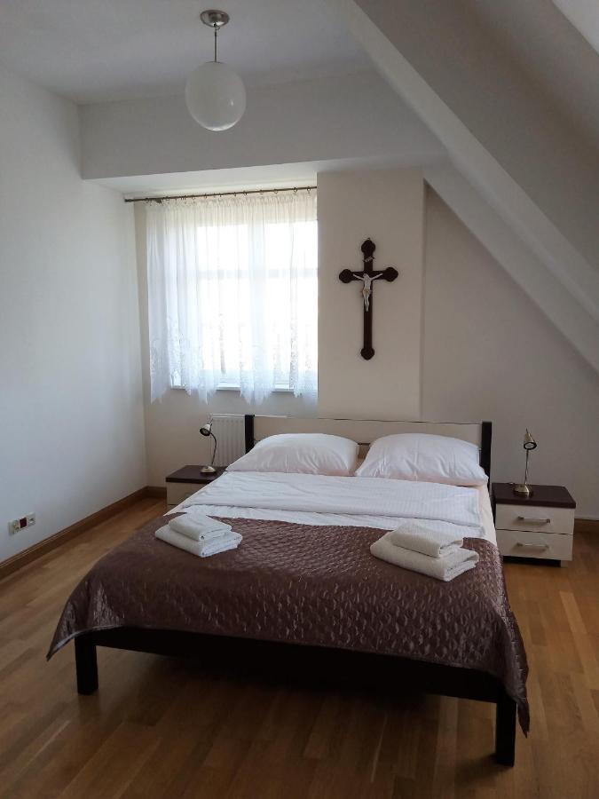 Dom Notre Dame Bed & Breakfast Wrocław Exterior foto